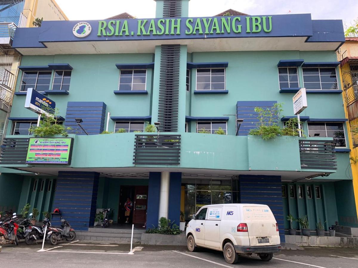 Sky View Hotel Managed By Os Batam Kültér fotó