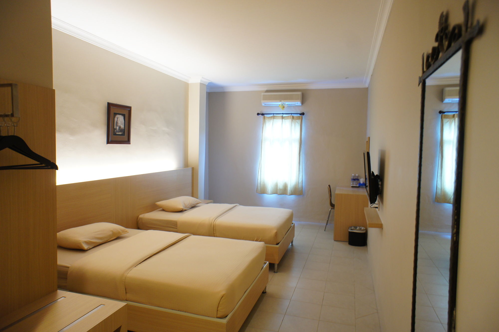 Sky View Hotel Managed By Os Batam Kültér fotó